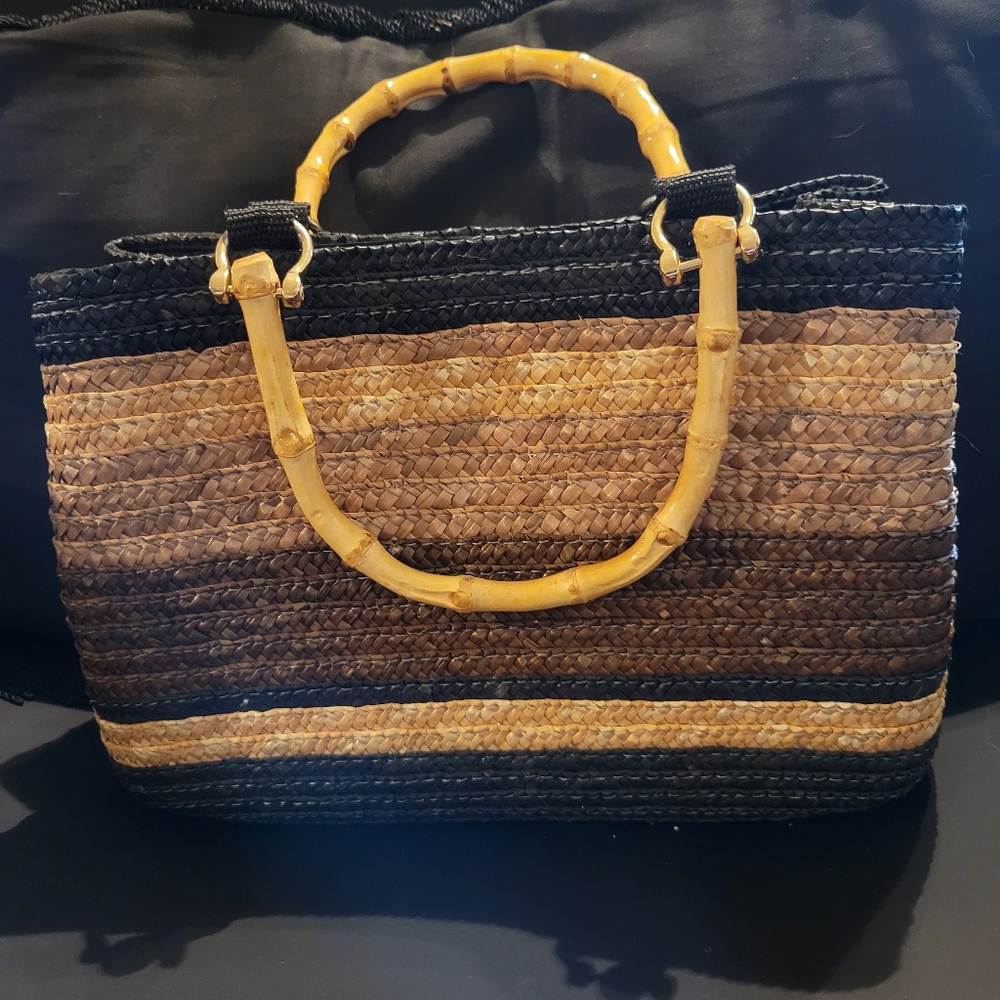 SONOMA STRAW BAG Previously Loved, Excellent Condition